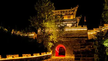 景观照明：城市夜间的光影诗篇